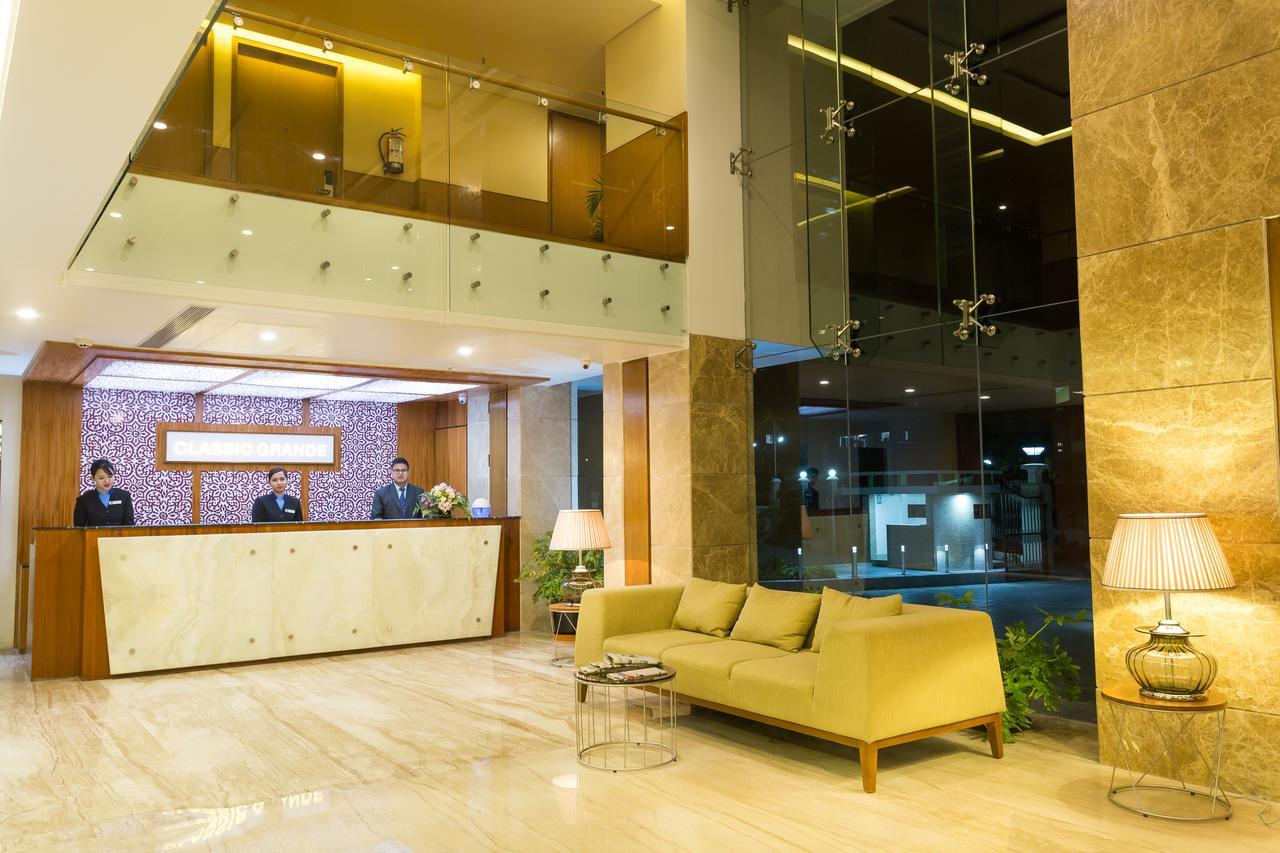 Classic Grande,A Member Of Radisson Imphal Bagian luar foto